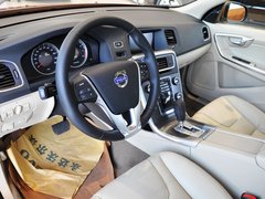 2011款 2.0T DCT 舒适型