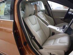 2011款 2.0T DCT 舒适型