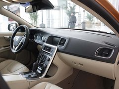 2011款 2.0T DCT 舒适型