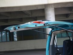 2010款 1.6L 手動 基本型 5座