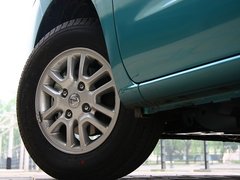 2010款 1.6L 手动 基本型 5座