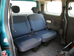 2010款 1.6L 手动 基本型 5座