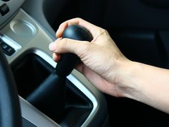 2010款 1.6L 手動(dòng) 基本型 5座