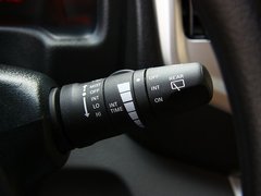 2010款 1.6L 手动 基本型 5座