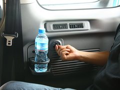 2010款 1.6L 手動(dòng) 基本型 5座
