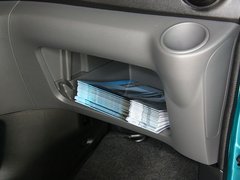 2010款 1.6L 手动 基本型 5座