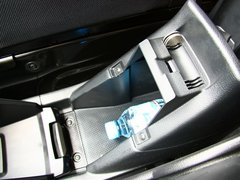 2010款 1.6L 手动 基本型 5座