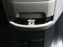2010款 1.6L 手动 基本型 5座