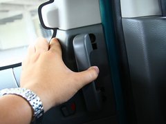 2010款 1.6L 手動(dòng) 基本型 5座