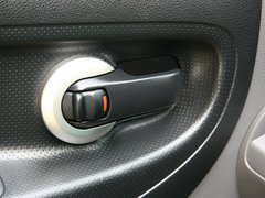 2010款 1.6L 手动 基本型 5座