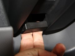 2010款 1.6L 手动 基本型 5座