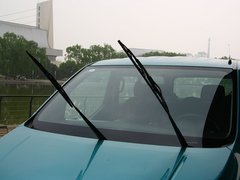 2010款 1.6L 手动 基本型 5座