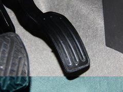 2010款 1.5L 自动 易智版