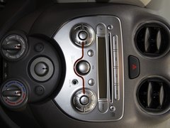 2010款 1.5L 自動 易智版