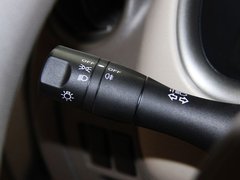 2010款 1.5L 自動 易智版