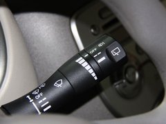 2010款 1.5L 自動 易智版