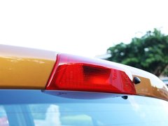2010款 1.5L 自动 易智版
