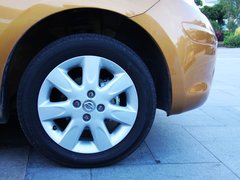 2010款 1.5L 自动 易智版