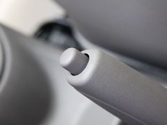 2010款 1.5L 自动 易智版