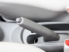 2010款 1.5L 自动 易智版