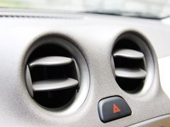 2010款 1.5L 自动 易智版