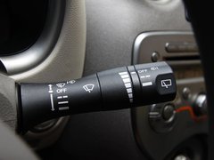 2010款 1.5L 自動 易智版