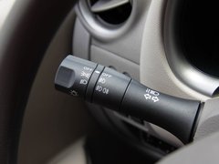 2010款 1.5L 自動 易智版
