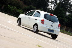 2010款 1.5L 自动 易智版