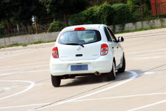 2010款 1.5L 自动 易智版