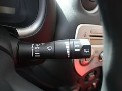 2010款 1.5L 自動(dòng) 易智版