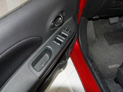 2010款 1.5L 自动 易智版