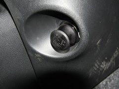 2010款 1.5L 自動(dòng) 易智版