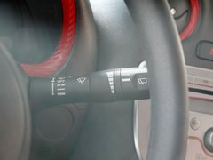 2010款 1.5L 自動(dòng) 易智版