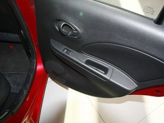 2010款 1.5L 自动 易智版
