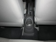 2010款 1.5L 自动 易智版