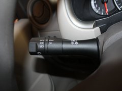 2010款 1.5L 自動 易智版