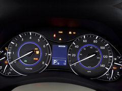 2011款 QX56 5.6L 自动 7座