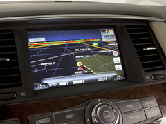 2011款 QX56 5.6L 自动 7座