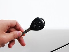 2010款 3.0V 自动 风尚旗舰版