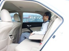 2010款 3.0V 自动 风尚旗舰版