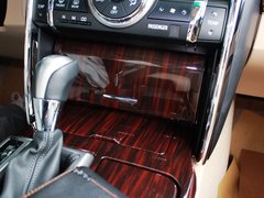 2010款 3.0V 自动 风尚旗舰版