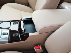 2010款 3.0V 自动 风尚旗舰版