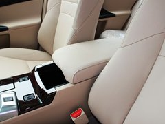 2010款 3.0V 自动 风尚旗舰版