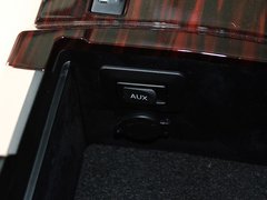 2010款 3.0V 自动 风尚旗舰版
