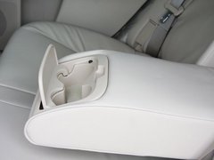 2010款 3.0V 自动 风尚旗舰版