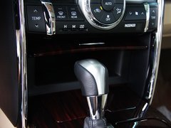2010款 3.0V 自动 风尚旗舰版