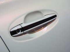2010款 3.0V 自动 风尚旗舰版