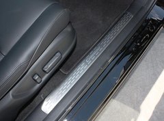 2011款 3.5L 自动 尊贵版 5座