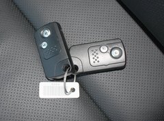 2011款 3.5L 自动 尊贵版 5座
