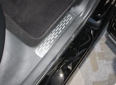 2011款 3.5L 自动 尊贵版 5座